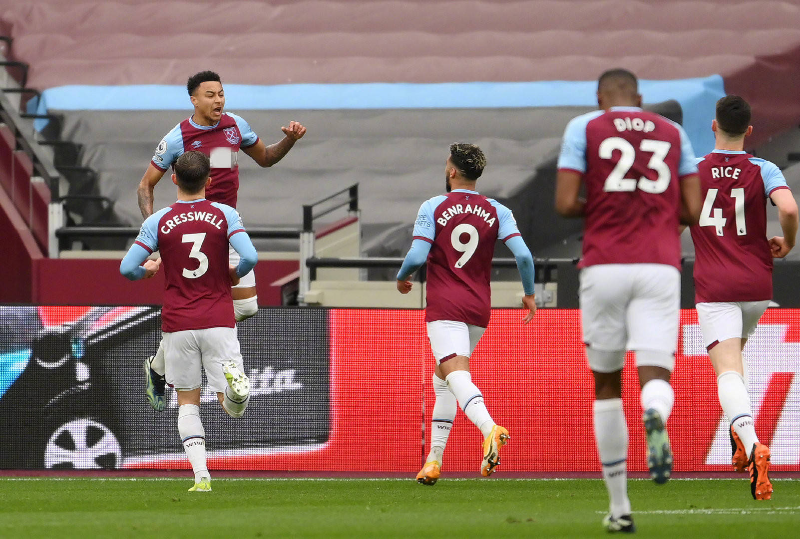 综合表现 综合表现